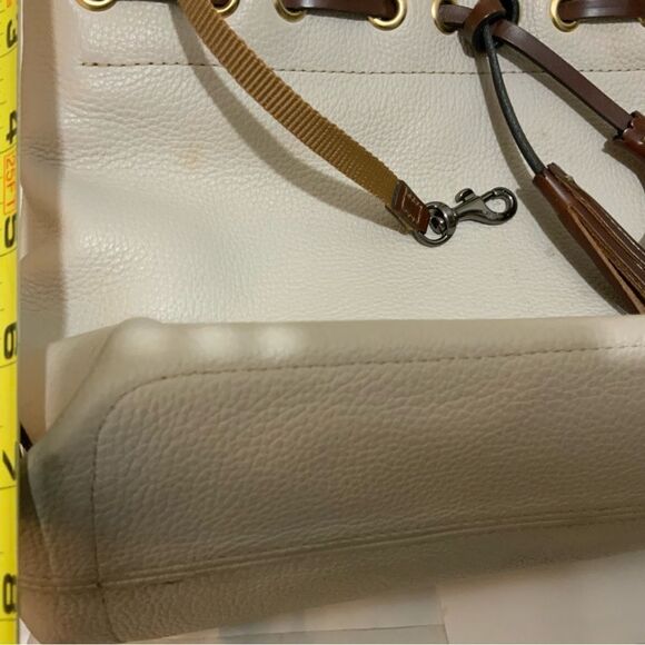 DOONEY AND BOURKE WHITE BROWN HANDBAG TASSELS - Picture 14 of 16